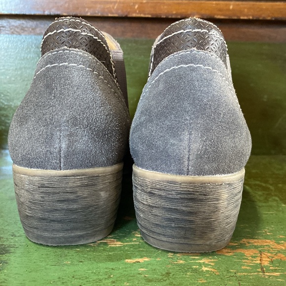 BIZA Carson Distressed Charcoal Graphite Leather Ankle booties, Women’s 39. - Picture 4 of 16